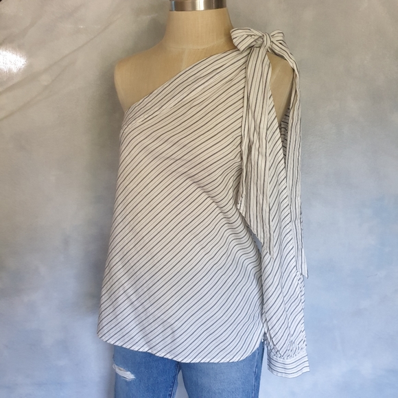 BP. Black & White Pinstripe Split Long Sleeve One Shoulder Dress Blouse Sz XXS - Picture 11 of 16